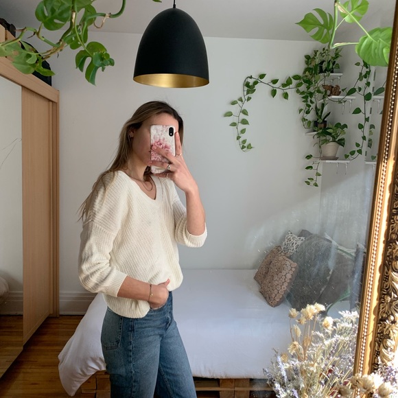 White open-back top - Picture 3 of 3